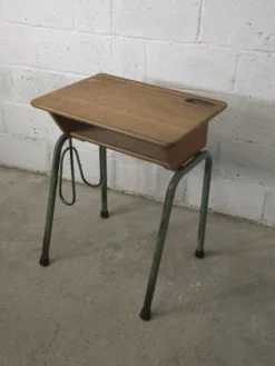 Table d'écolier Delagrave Paris