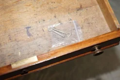 Table d'écriture bibliothèque antique circa 1860 avec pentes jumelles