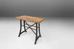 Table de bar/bistro industrielle avec pieds en fonte et plateau en bois, Belgique 192