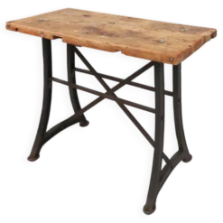 Table de bar/bistro industrielle avec pieds en fonte et plateau en bois, Belgique 192