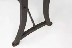 Table de bar/bistro industrielle avec pieds en fonte et plateau en bois, Belgique 192