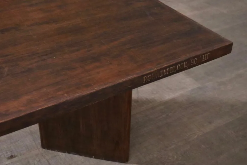 Table de bibliothèque large Pierre Jeanneret PJ-TAT-08-A, Chandigarh, 1955-1956