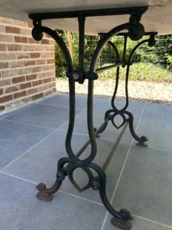 Table de bistro en fonte et marbre d'époque art nouveau