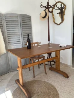 Table de bistrot