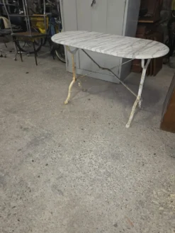 Table de bistrot