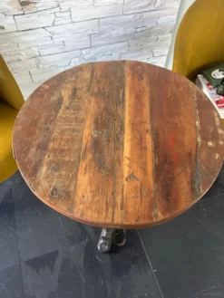 Table de bistrot