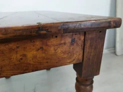 Table de bistrot