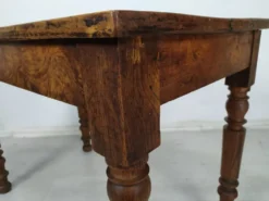 Table de bistrot