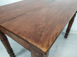 Table de bistrot