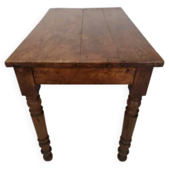 Table de bistrot