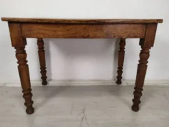 Table de bistrot