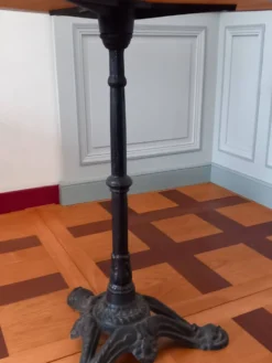 Table de bistrot