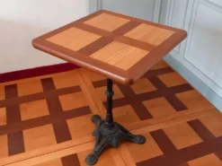 Table de bistrot