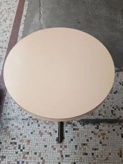Table de bistrot