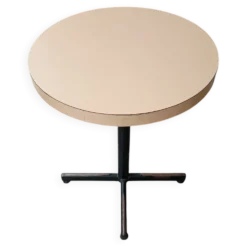 Table de bistrot