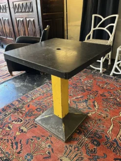 Table de bistrot 1950