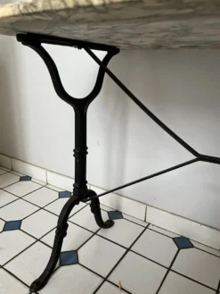 Table de bistrot