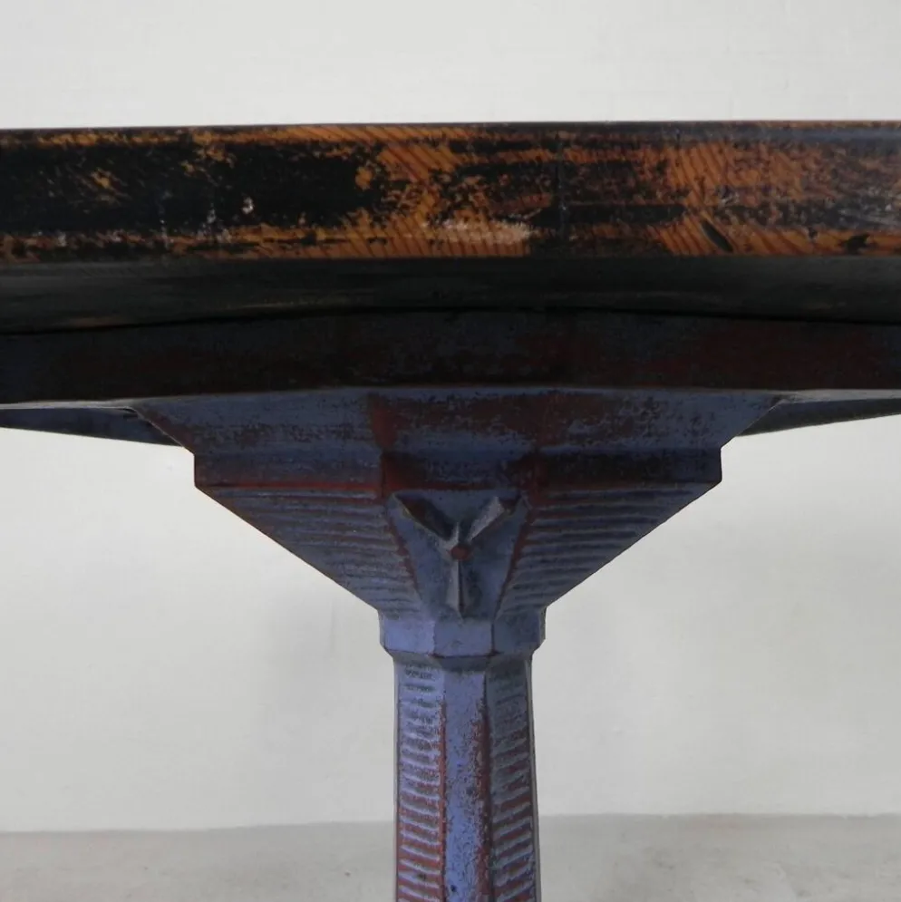 Table de bistrot Art déco avec structure en fonte et plateau en pin, années 1930