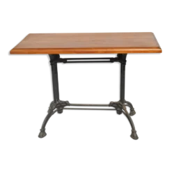 Table de bistrot avec piètement en fonte et plateau en acajou