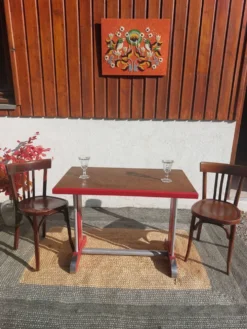 table de bistrot, bois et aluminium