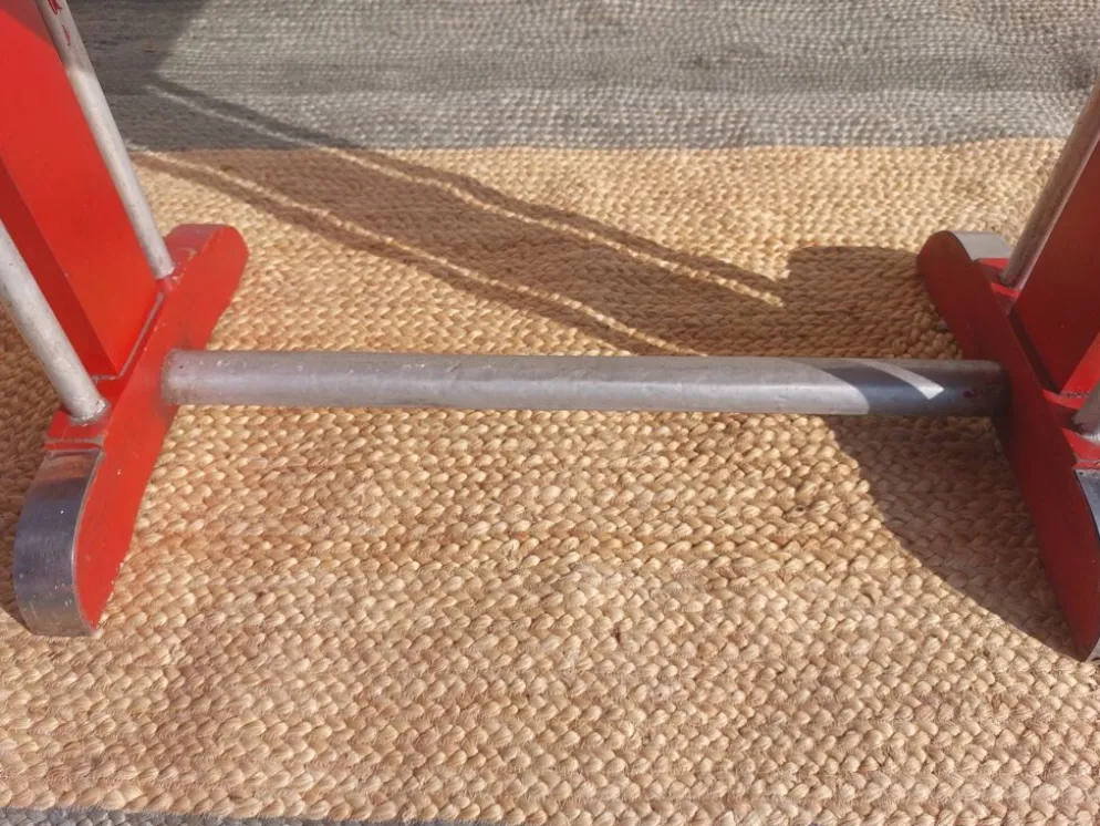table de bistrot, bois et aluminium