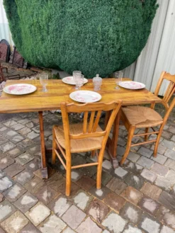 Table de bistrot bois vintage