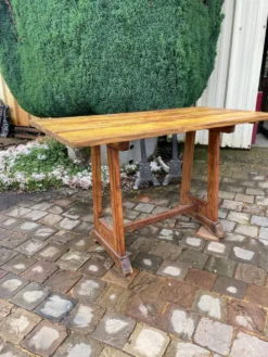 Table de bistrot bois vintage