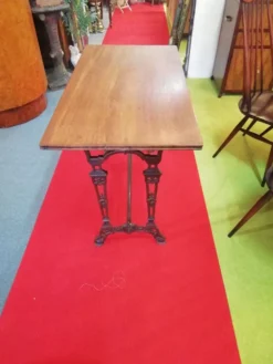 Table de bistrot dessus bois pieds fonte