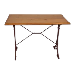 Table de bistrot en chêne et fonte