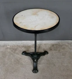 Table de Bistrot en Marbre – 1900