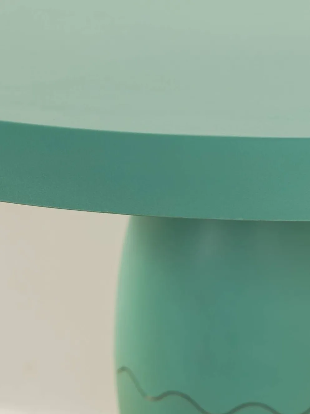 Table de bistrot Miss Balù de Philippe Starck pour Kartell, 1988