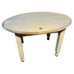 Table de bistrot ovale années 30 en joli pattine bleu légère