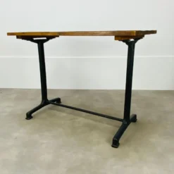 Table de bistrot pied fonte plateau bois