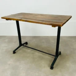 Table de bistrot pied fonte plateau bois