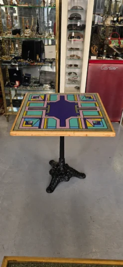 Table de bistrot à plateau peint à la main par Bing, Cannes, années 1990