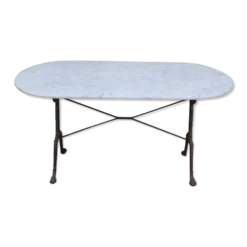 Table de bistrot restaurant en marbre ovale et piètements en fonte décorées -1m51