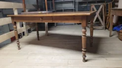 Table de bistrot restaurant en chêne massif ancienne, 1900s -1m53