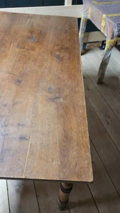 Table de bistrot restaurant en chêne massif ancienne, 1900s -1m53