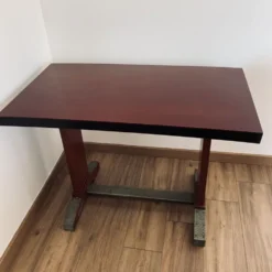 Table de bistrot rouge Fischel
