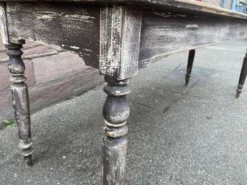 Table de bistrot sapin