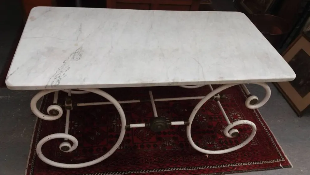 Table de boucher du XIX ème siècle