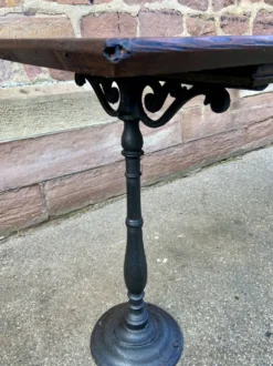 Table de café bistrot brasserie vintage 1890-1910 fonte & sapin
