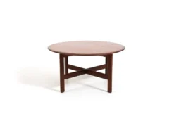 Table de canapé ronde en teck par ASKO