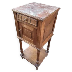 Table de chevet