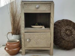 Table de chevet