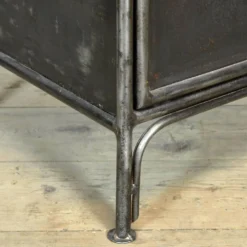 Table de chevet, années 1910