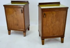 Table de chevet art déco des années 1930, Tchécoslovaquie