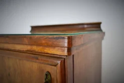 Table de chevet art déco des années 1930, Tchécoslovaquie