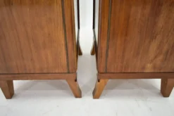 Table de chevet art déco des années 1930, Tchécoslovaquie