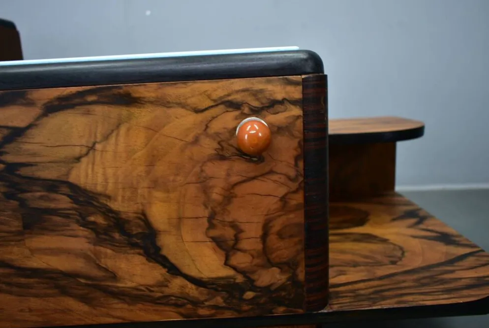 Table de chevet art déco des années 1935, Tchécoslovaquie